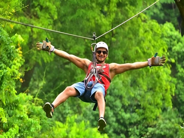 Zipline and Monkey Sloth Roatan